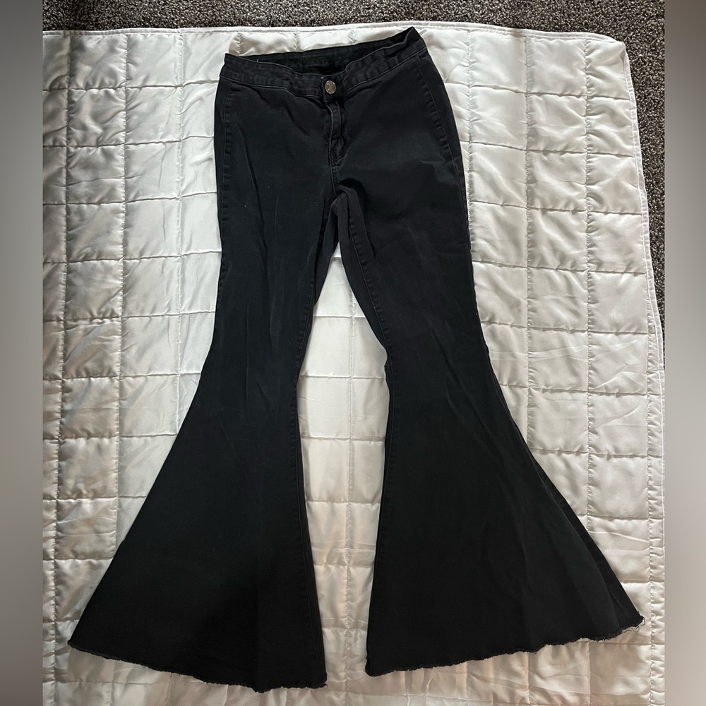 RUE 21 flare jeans